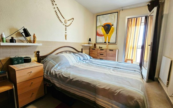 Revente - Appartement -
Torrevieja - Playa De Los Naufragos