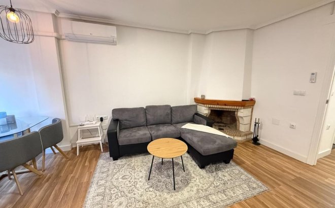 Revente - Appartement -
Torrevieja - Costa Blanca