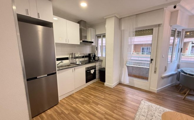 Revente - Appartement -
Torrevieja - Costa Blanca