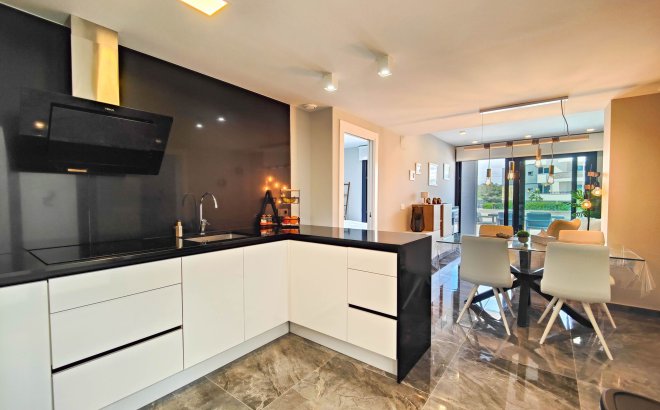 Revente - Appartement -
Orihuela Costa - Costa Blanca