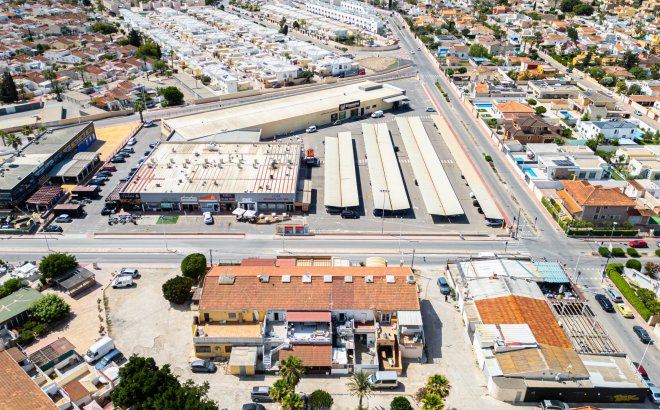 Resale - Commercial -
Torrevieja - Costa Blanca