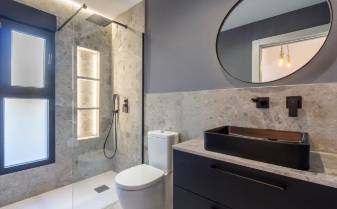 Resale - Villa -
Torrevieja - Costa Blanca