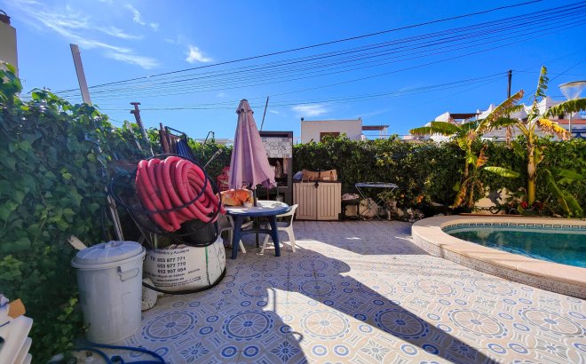 Resale - Town House -
San Miguel de Salinas - Inland