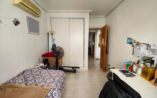 Resale - Town House -
San Miguel de Salinas - Inland