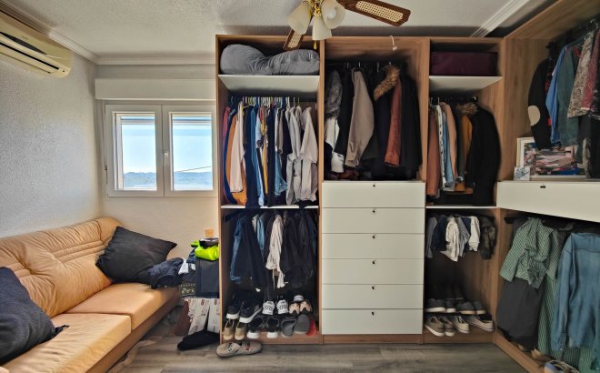 Resale - Town House -
San Miguel de Salinas - Inland