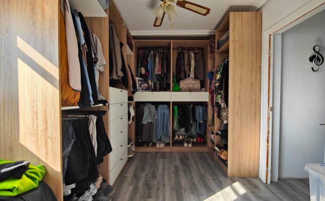 Resale - Town House -
San Miguel de Salinas - Inland