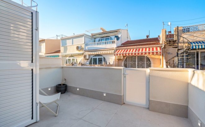 Revente - Town House -
Torrevieja - Costa Blanca