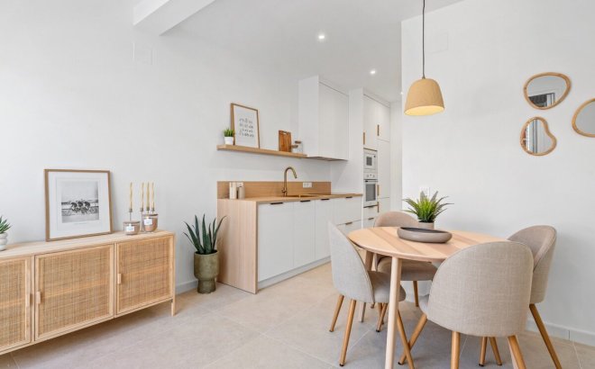 Revente - Town House -
Torrevieja - Costa Blanca