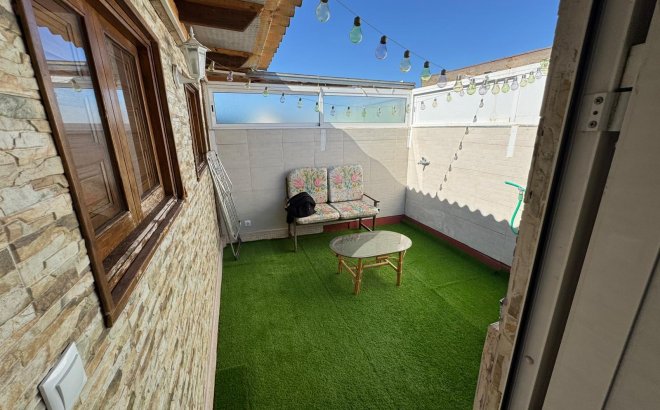 Resale - Bungalow -
Torrevieja - Costa Blanca