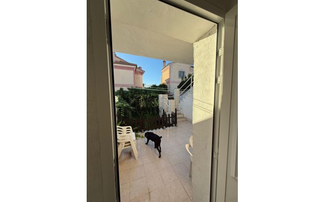 Revente - Town House -
Torrevieja - Costa Blanca