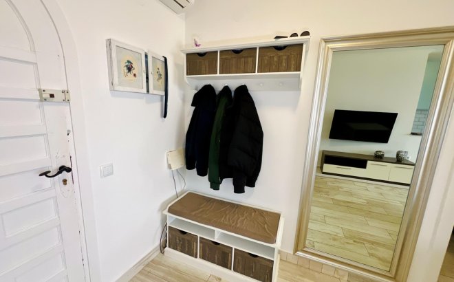 Herverkoop - Appartement -
Torrevieja - Miramar - Torre Del Moro