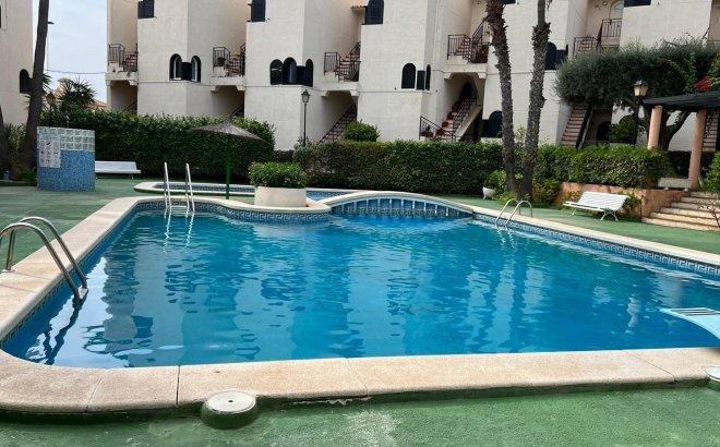 Herverkoop - Appartement -
Torrevieja - Miramar - Torre Del Moro