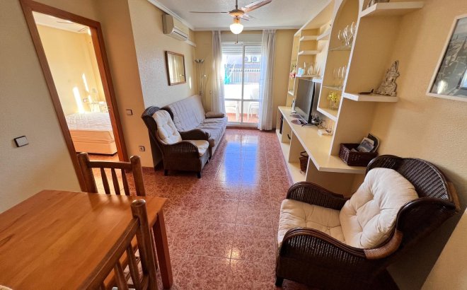 Resale - Apartment -
Torrevieja - Costa Blanca