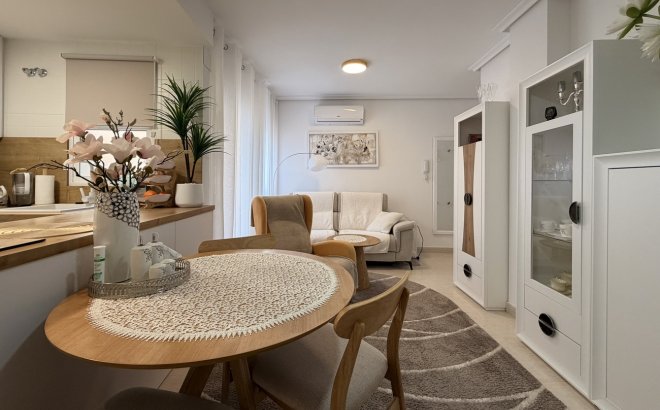 Revente - Appartement -
Torrevieja - Costa Blanca