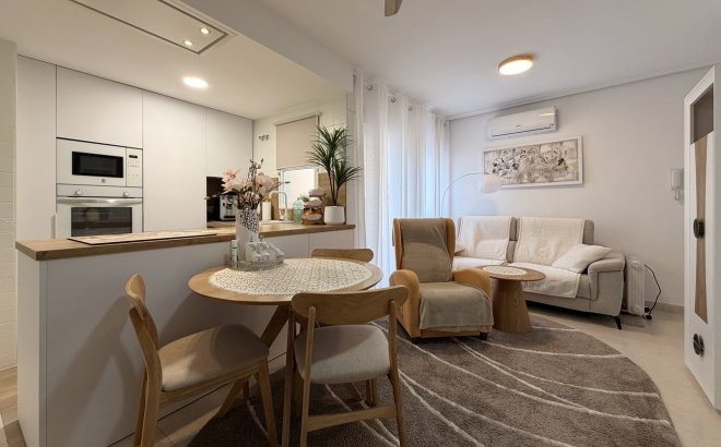 Revente - Appartement -
Torrevieja - Costa Blanca