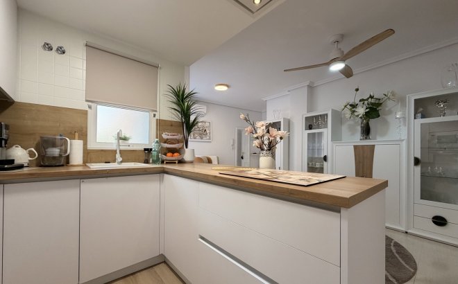 Revente - Appartement -
Torrevieja - Costa Blanca