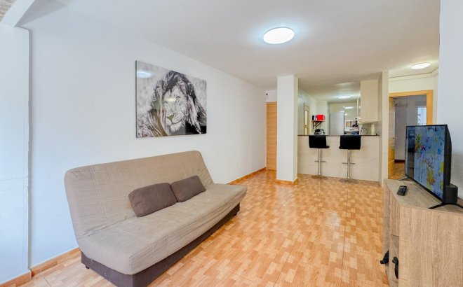 Revente - Appartement -
Torrevieja - La Mata Pueblo