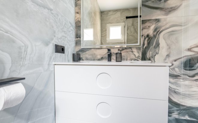 Resale - Town House -
Torrevieja - Punta Prima