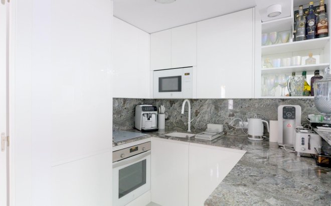 Resale - Town House -
Torrevieja - Punta Prima