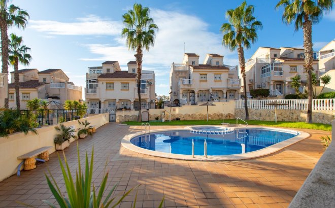 Resale - Town House -
Orihuela Costa - Las Filipinas