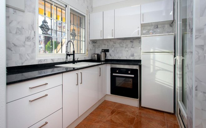 Resale - Town House -
Orihuela Costa - Las Filipinas