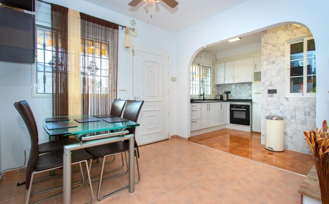 Resale - Town House -
Orihuela Costa - Las Filipinas