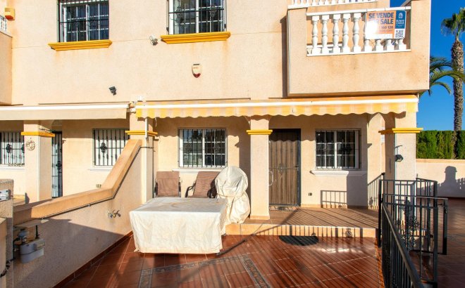 Resale - Town House -
Orihuela Costa - Las Filipinas