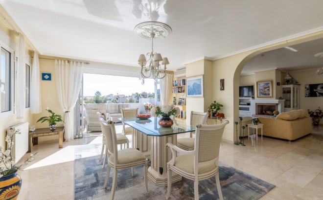 Revente - Appartement -
Orihuela Costa - Costa Blanca