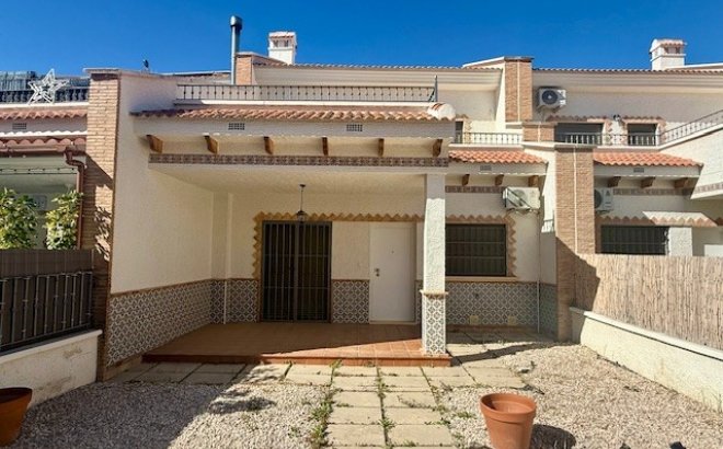 Resale - Town House -
San Miguel de Salinas - Inland