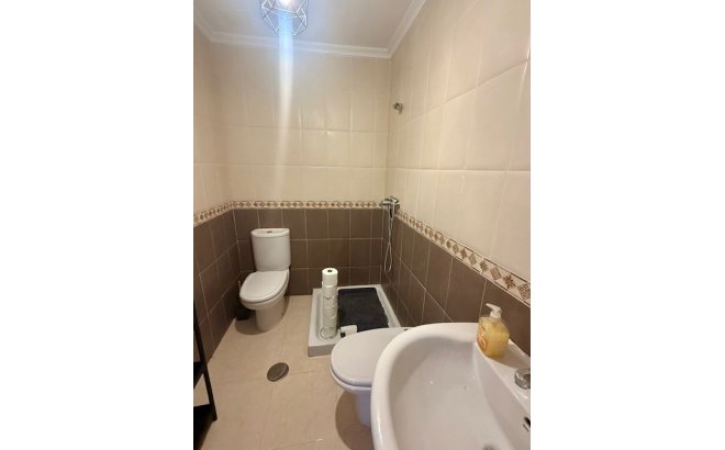 Resale - Town House -
San Miguel de Salinas - Inland