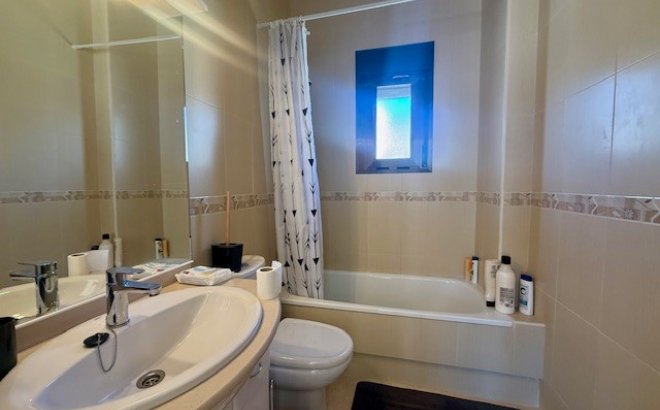 Resale - Town House -
San Miguel de Salinas - Inland