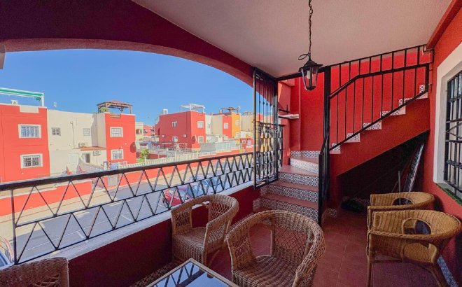 Resale - Apartment -
Los Altos - Costa Blanca