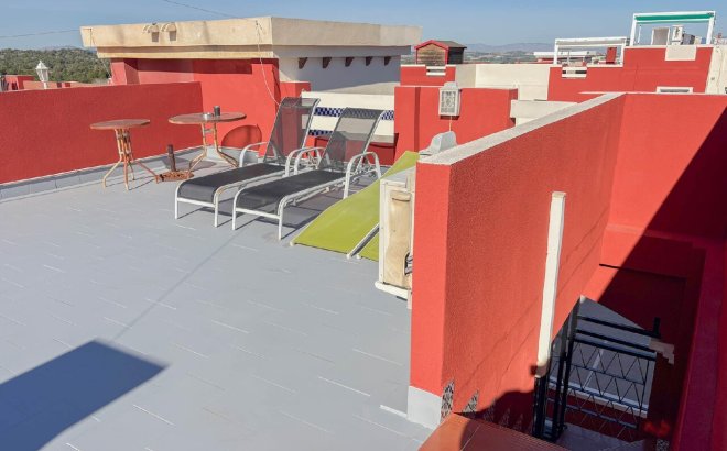 Resale - Apartment -
Los Altos - Costa Blanca