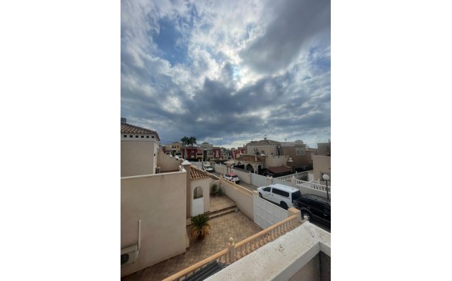 Resale - Semi Detached -
Torrevieja - Aguas Nuevas