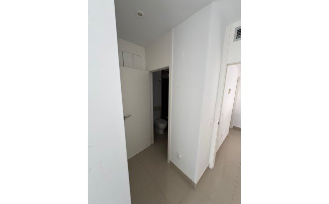 Resale - Town House -
Torrevieja - Punta Prima