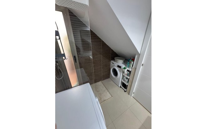 Resale - Town House -
Torrevieja - Punta Prima