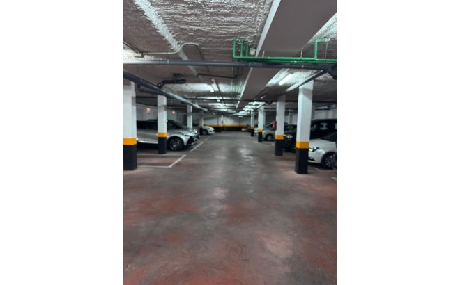 Resale - Town House -
Torrevieja - Punta Prima