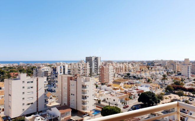 Resale - Apartment -
Torrevieja - Nueva Torrevieja - Aguas Nuevas