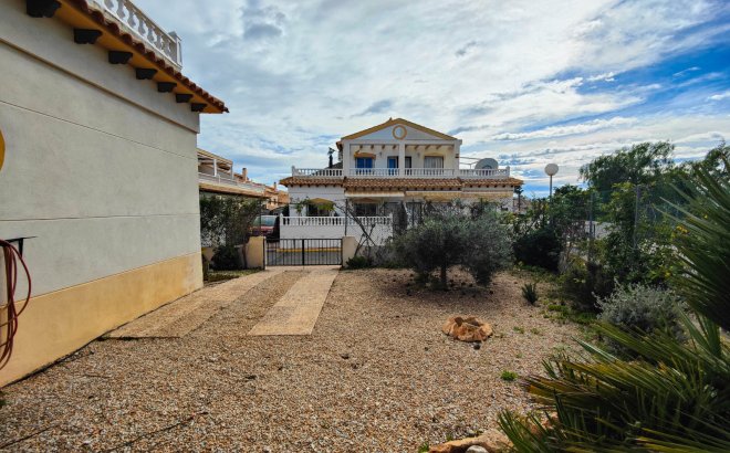 Resale - Town House -
Orihuela Costa - Costa Blanca