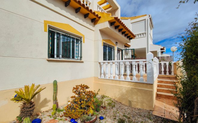 Resale - Town House -
Orihuela Costa - Costa Blanca