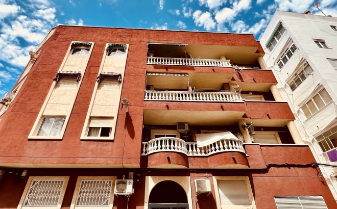 Resale - Apartment -
Torrevieja - Costa Blanca