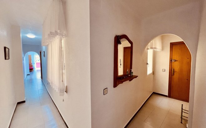 Resale - Apartment -
Torrevieja - Costa Blanca