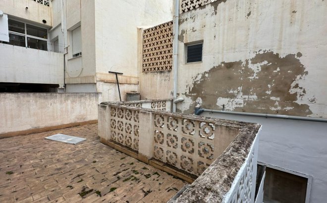 Herverkoop - Appartement -
Torrevieja - Estacion De Autobuses