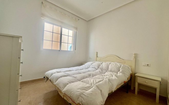 Resale - Bungalow -
San Fulgencio - La Marina