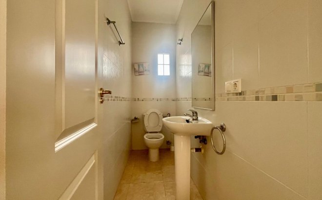 Resale - Bungalow -
San Fulgencio - La Marina