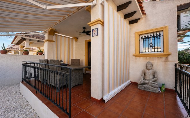 Resale - Quad House -
Orihuela Costa - Villa's San Jose IV
