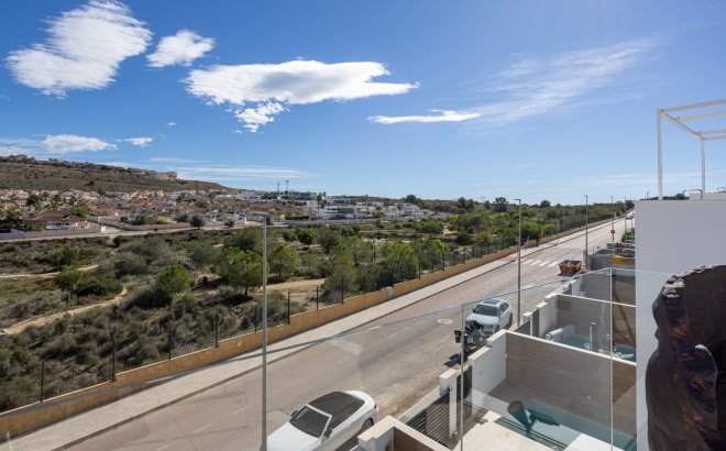 Resale - Villa -
Benijofar - Costa Blanca