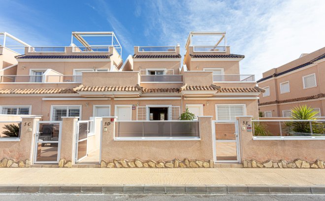 Herverkoop - Villa -
Orihuela Costa - Costa Blanca