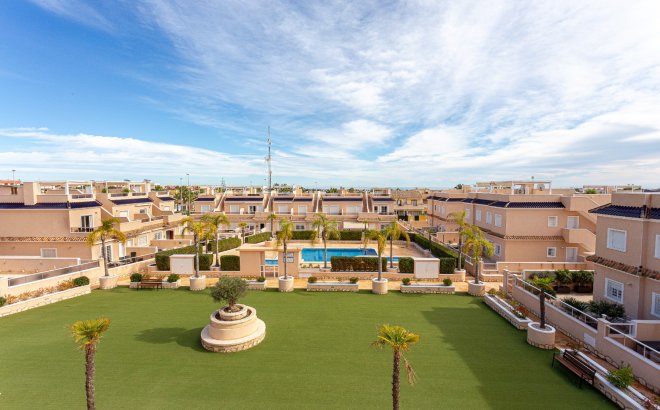 Herverkoop - Villa -
Orihuela Costa - Costa Blanca