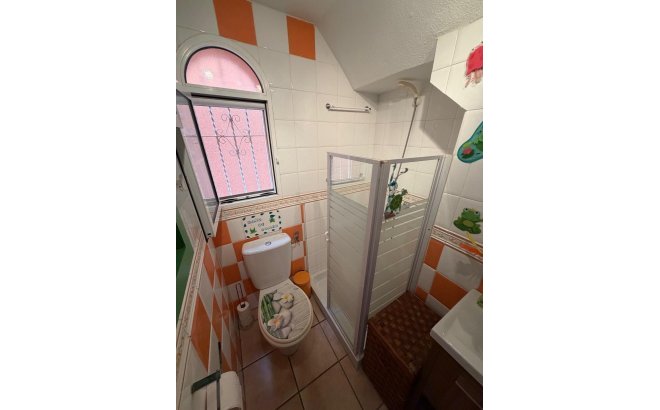 Herverkoop - Villa -
Orihuela Costa - Playa Flamenca